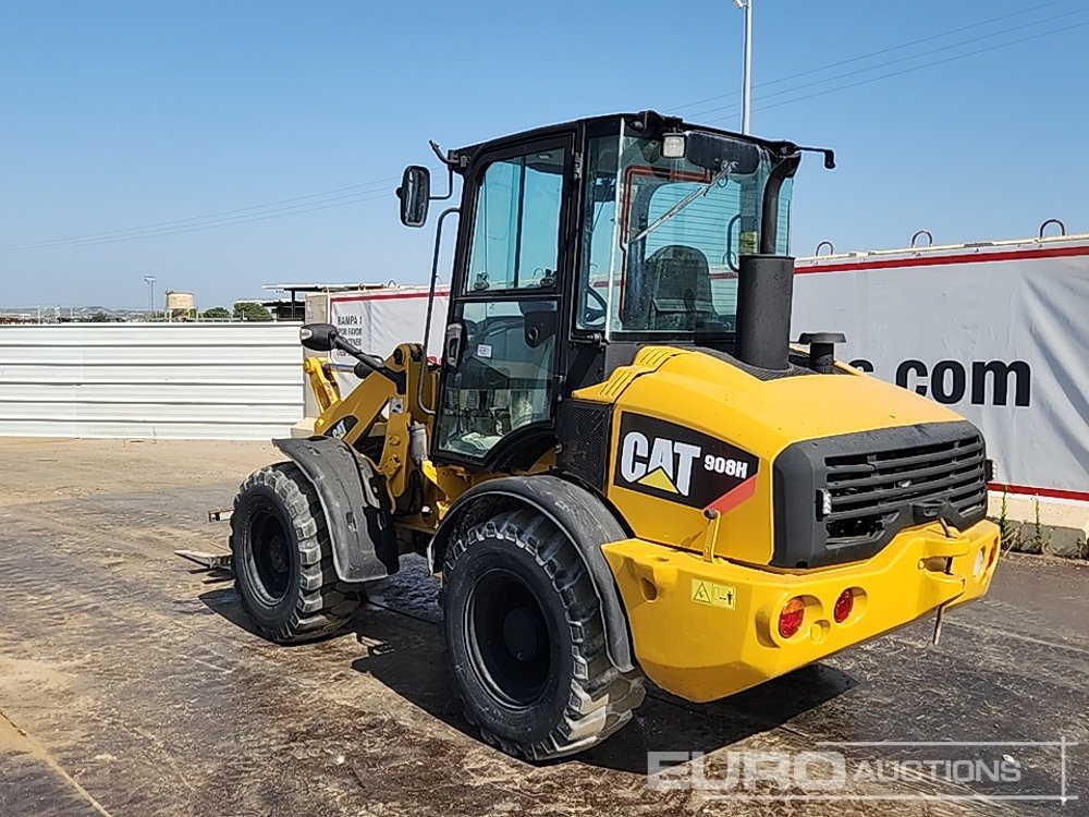 2010 CAT 908H - Колесен товарач: снимка 3 2010 CAT 908H - Колесен товарач: снимка 3