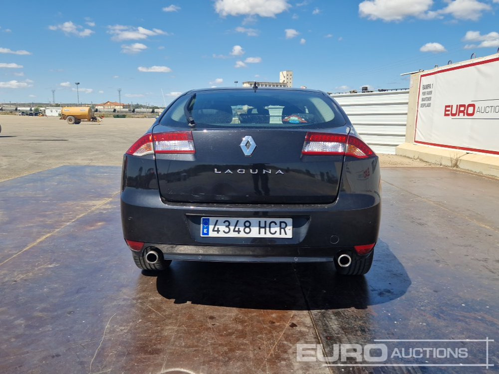 2010 Renault Laguna - Лек автомобил: снимка 4 2010 Renault Laguna - Лек автомобил: снимка 4