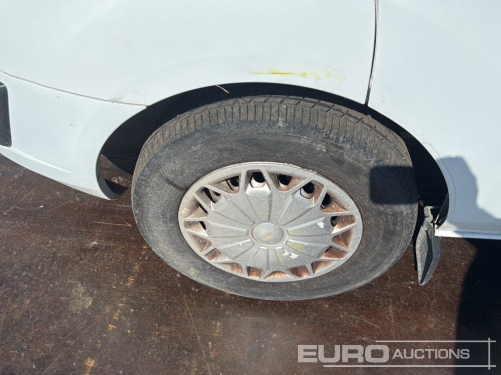 Малък ван 2013 Ford Transit: снимка 10