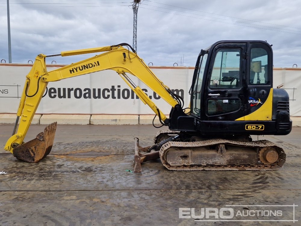 2013 Hyundai R60-7 - Мини багер: снимка 2 2013 Hyundai R60-7 - Мини багер: снимка 2