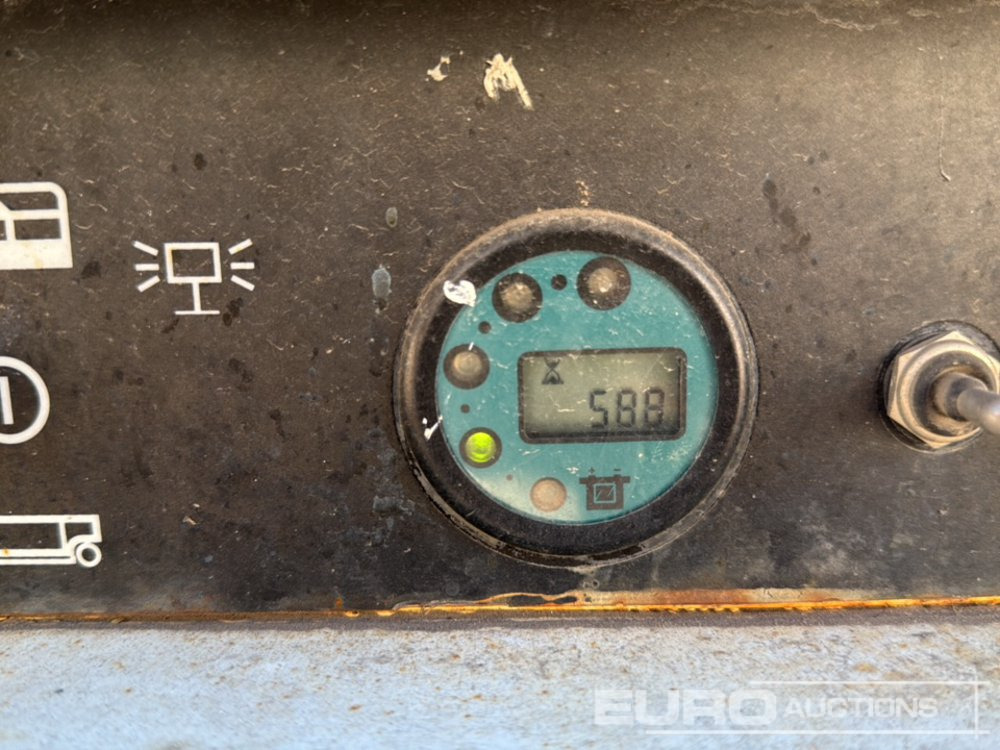 Ножична работна платформа 2014 Haulotte Compact 10: снимка 20