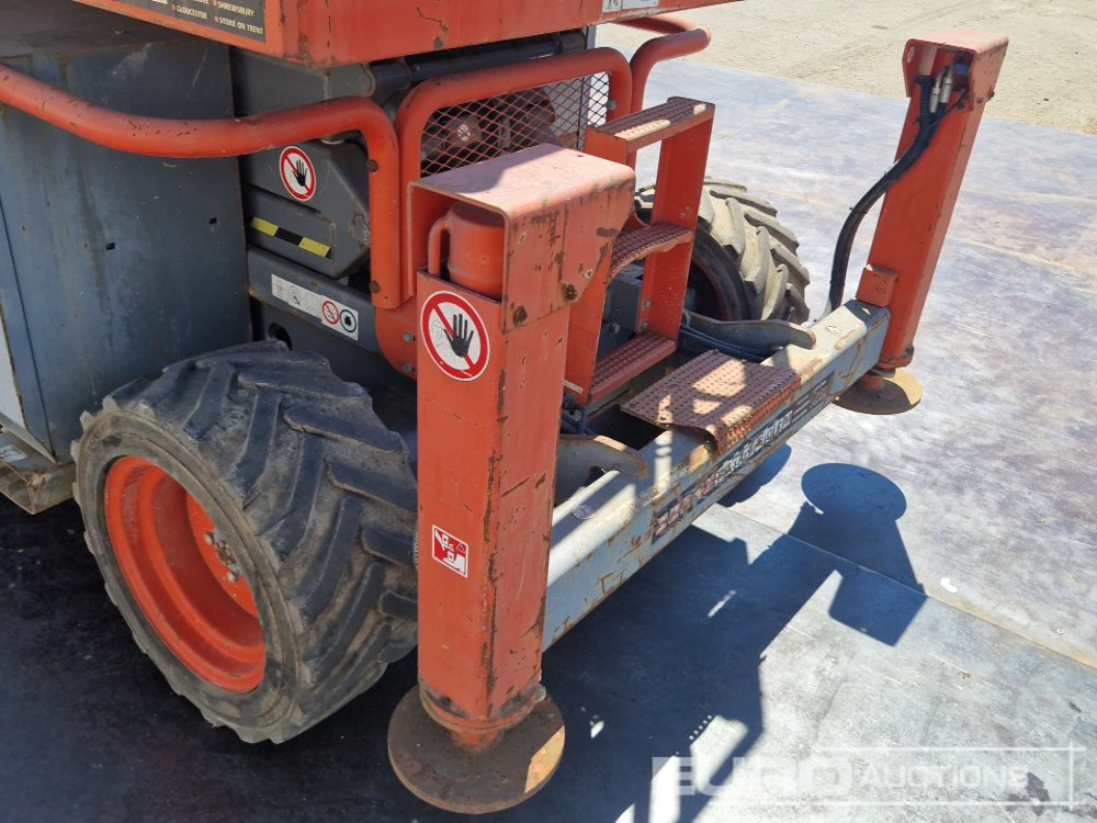 Работна площадка 2015 SkyJack SJ6826RT: снимка 14