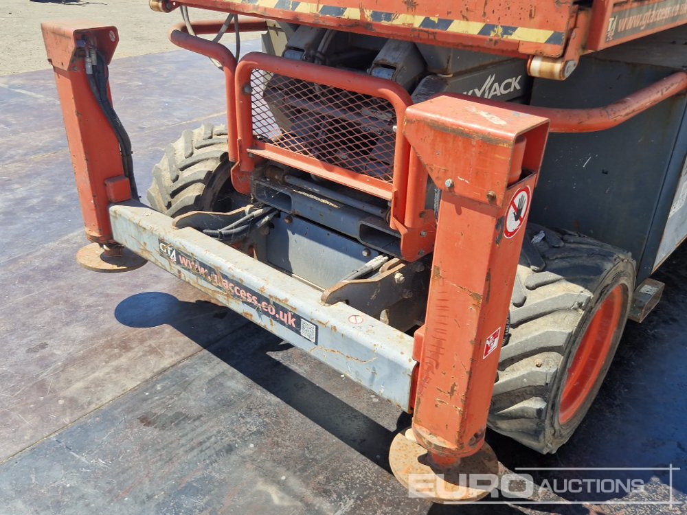 Работна площадка 2015 SkyJack SJ6826RT: снимка 16
