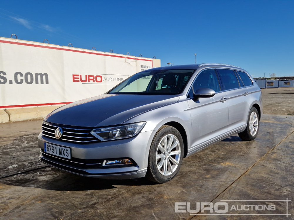 2018 Volkswagen Passat - Лек автомобил: снимка 1 2018 Volkswagen Passat - Лек автомобил: снимка 1