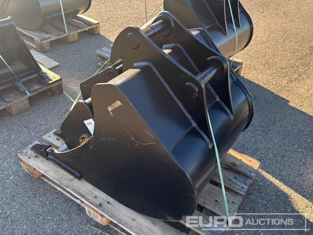 Bucket LGT000BA4075QSV to Suit 6-10 Ton Excavator (S/N 1181858), Bucket H04-0600 to Suit QR40 (S/N 1084900) - Кофа: снимка 3 Bucket LGT000BA4075QSV to Suit 6-10 Ton Excavator (S/N 1181858), Bucket H04-0600 to Suit QR40 (S/N 1084900) - Кофа: снимка 3