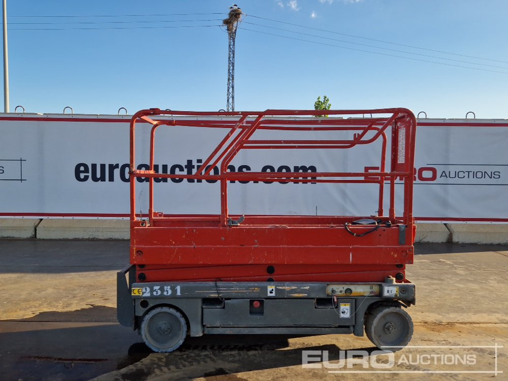 Haulotte Compact 8 - Работна площадка: снимка 2 Haulotte Compact 8 - Работна площадка: снимка 2