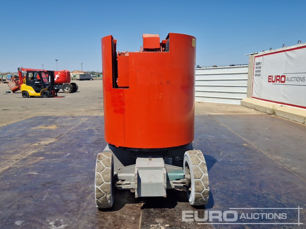 JLG E300AJP - Работна площадка: снимка 4 JLG E300AJP - Работна площадка: снимка 4