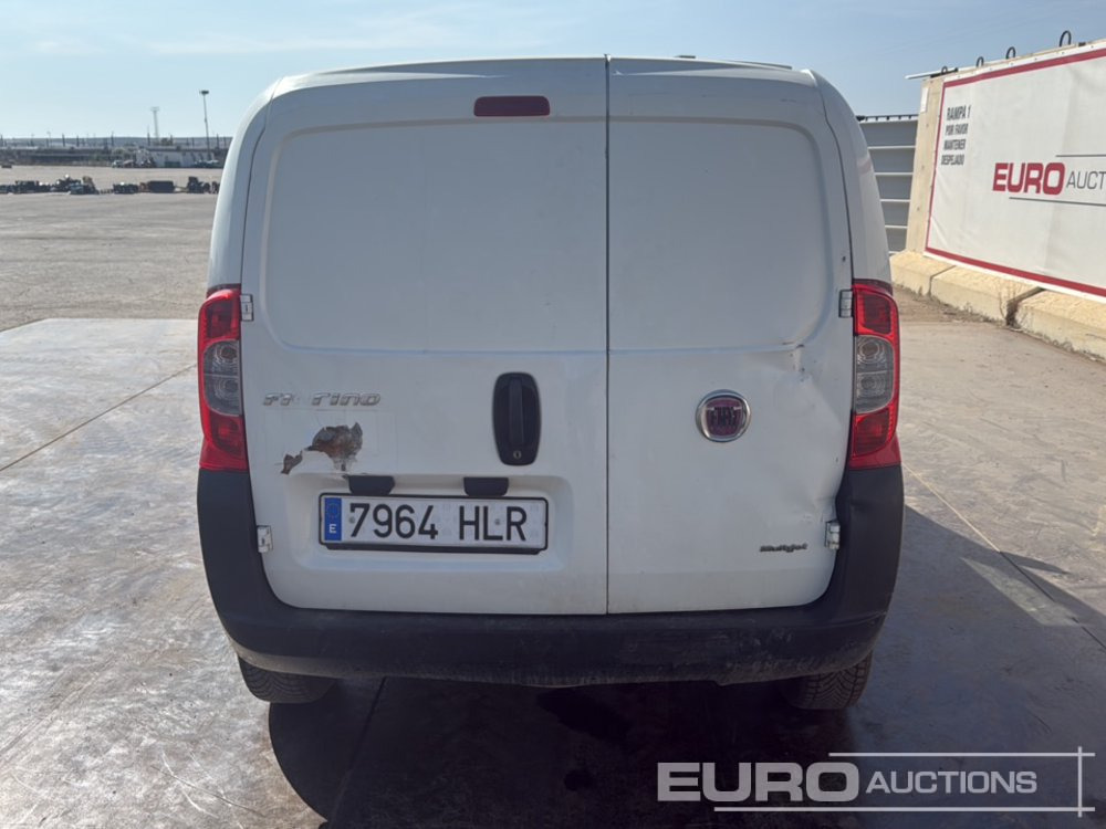 2012 Fiat Fiorino - Лекотоварен автомобил: снимка 4 2012 Fiat Fiorino - Лекотоварен автомобил: снимка 4
