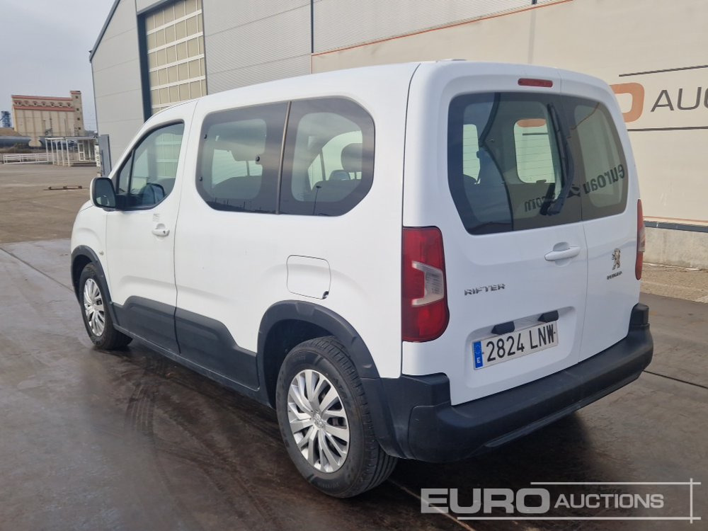 2021 Peugeot RIFTER - Лекотоварен автомобил: снимка 4 2021 Peugeot RIFTER - Лекотоварен автомобил: снимка 4
