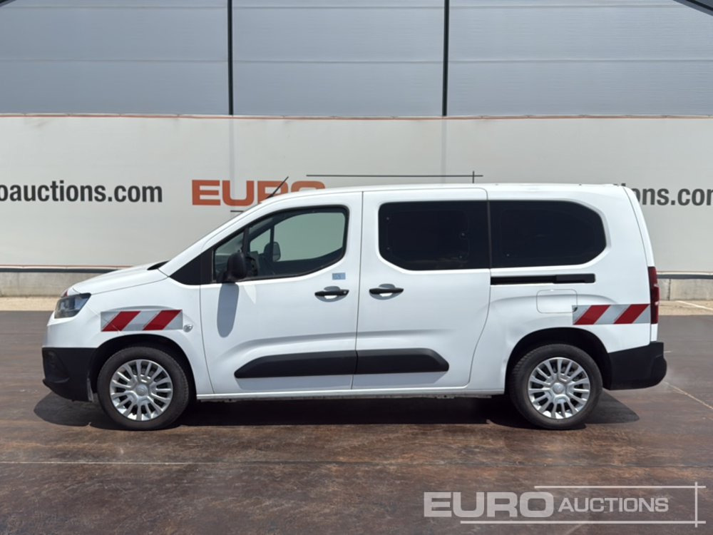 2022 Toyota Proace City - Лекотоварен автомобил: снимка 2 2022 Toyota Proace City - Лекотоварен автомобил: снимка 2