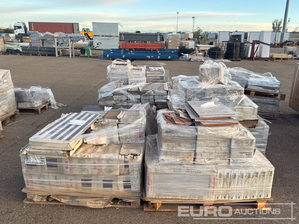 Pallet of Various Tiles (13 of) - Строително оборудване: снимка 2 Pallet of Various Tiles (13 of) - Строително оборудване: снимка 2