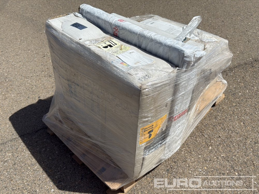 Pallets of Bathroom Furniture - Инструмент/ Оборудване: снимка 4 Pallets of Bathroom Furniture - Инструмент/ Оборудване: снимка 4