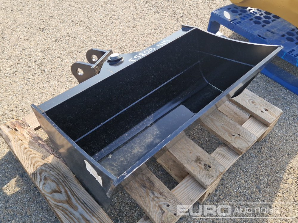 Unused 2025 Captok 24" Tilt Ditching Bucket to suit Mini Excavator / Cazo - Кофа: снимка 4 Unused 2025 Captok 24" Tilt Ditching Bucket to suit Mini Excavator / Cazo - Кофа: снимка 4