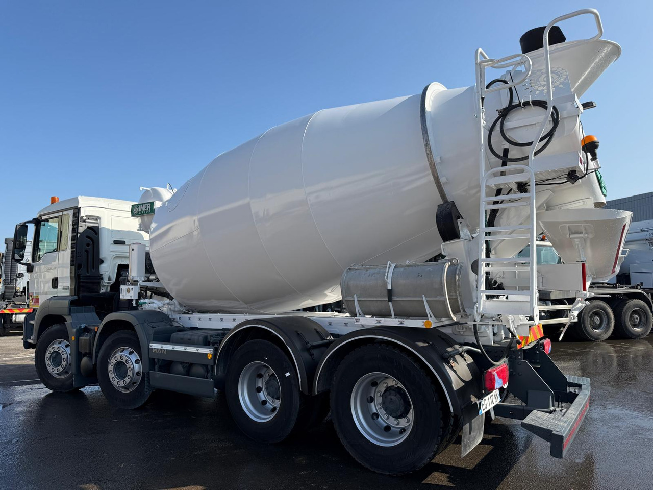 Camion béton MAN TGS 32.360 EG-112-NN - Бетоновоз: снимка 4 Camion béton MAN TGS 32.360 EG-112-NN - Бетоновоз: снимка 4