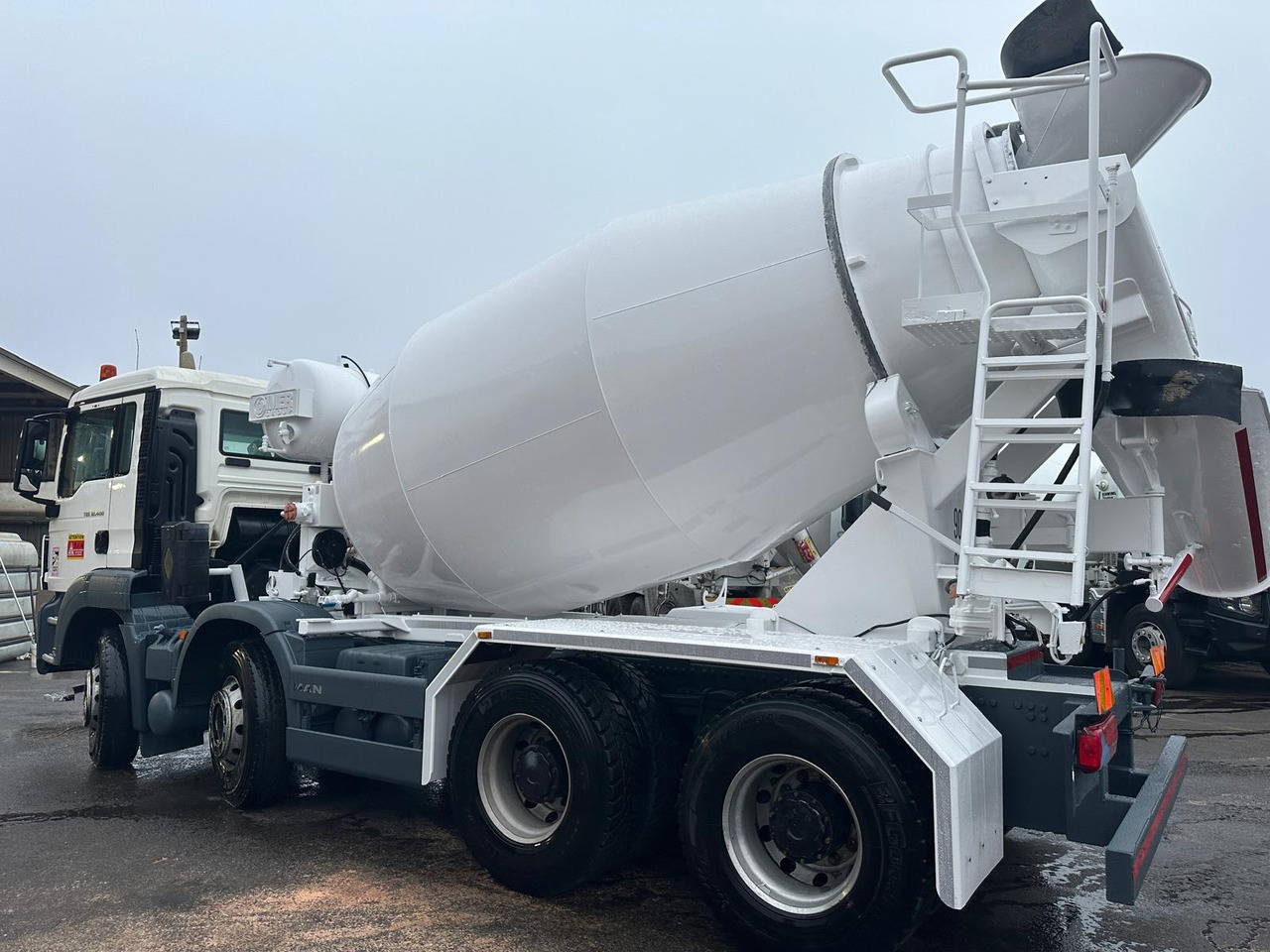 Camion béton MAN TGS 32.400 DB-416-ZR - Бетоновоз: снимка 4 Camion béton MAN TGS 32.400 DB-416-ZR - Бетоновоз: снимка 4