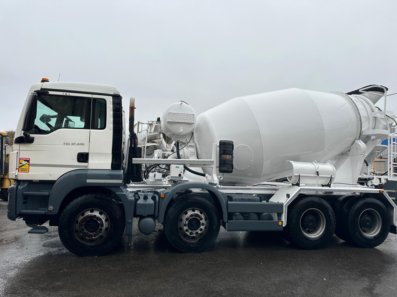 Camion béton MAN TGS 32.400 EC-042-BX - Бетоновоз: снимка 2 Camion béton MAN TGS 32.400 EC-042-BX - Бетоновоз: снимка 2