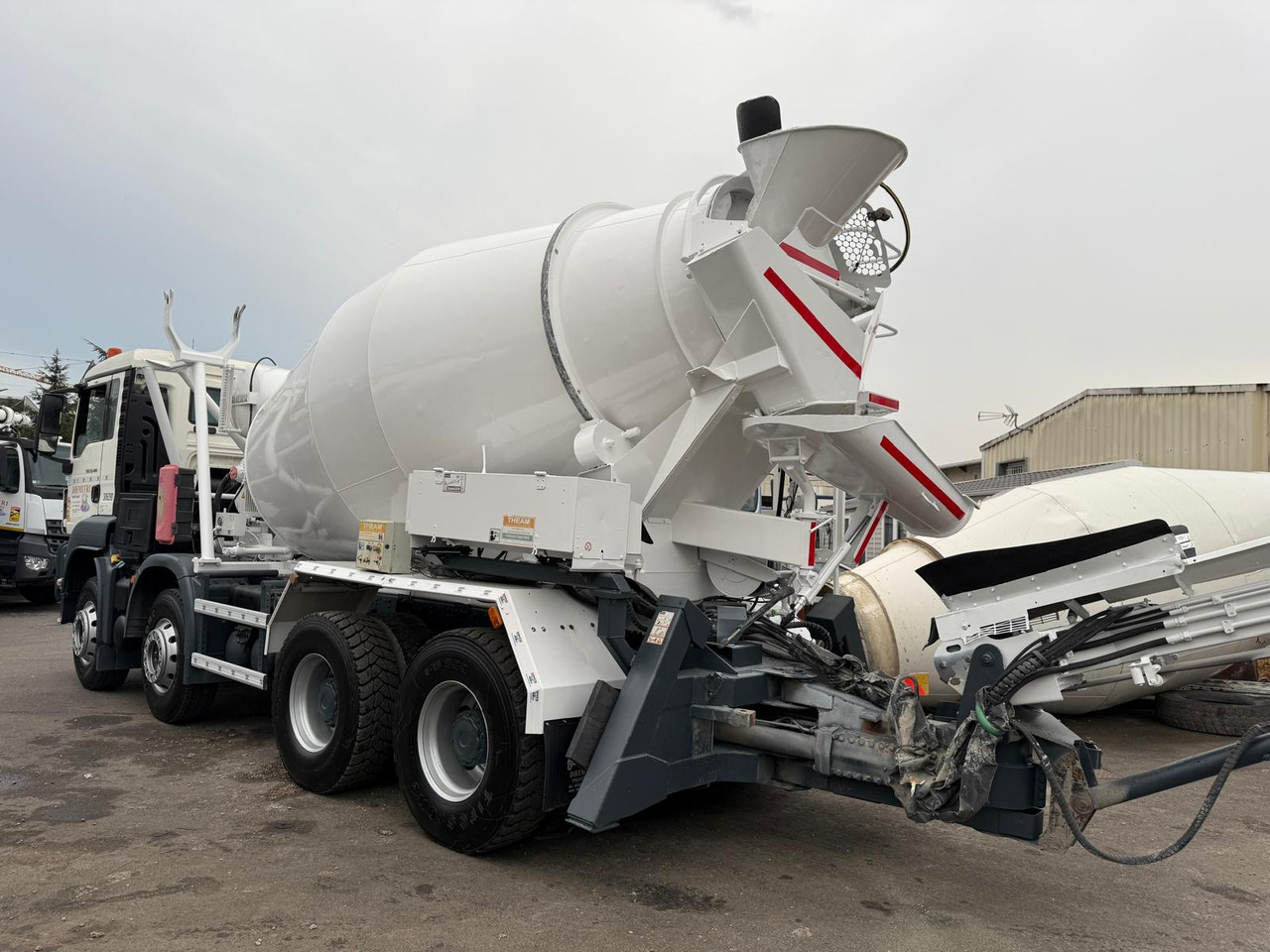 Camion béton MAN TGS 35.400 DY-678-XK - Бетоновоз: снимка 5 Camion béton MAN TGS 35.400 DY-678-XK - Бетоновоз: снимка 5
