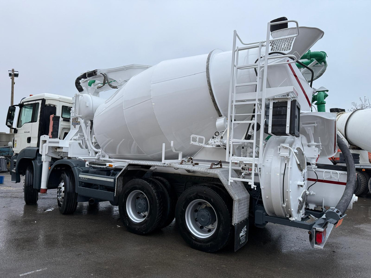Mixo-pompe MAN TGS 35.400 CE-560-SL - Бетон помпа: снимка 4 Mixo-pompe MAN TGS 35.400 CE-560-SL - Бетон помпа: снимка 4