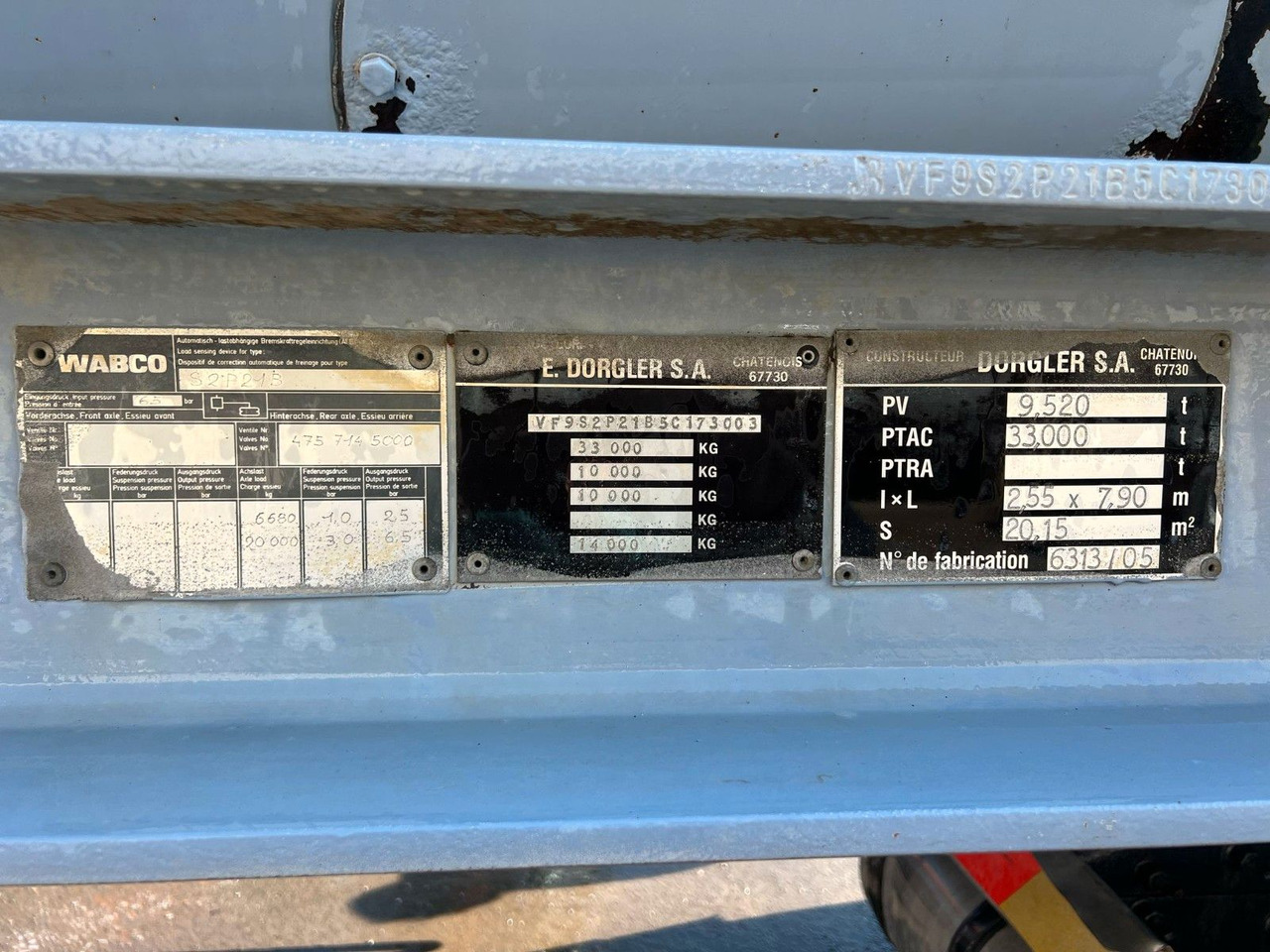 Ремарке Liebherr Concrete semi trailer: снимка 8