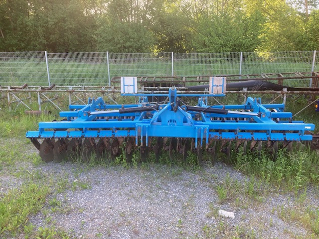Agroland Kurzscheibenegge Heavy 4,50m - Дискова брана: снимка 4 Agroland Kurzscheibenegge Heavy 4,50m - Дискова брана: снимка 4
