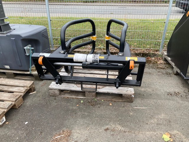 Alö Unigrip 160 EURO - Челен товарач за трактор: снимка 1 Alö Unigrip 160 EURO - Челен товарач за трактор: снимка 1