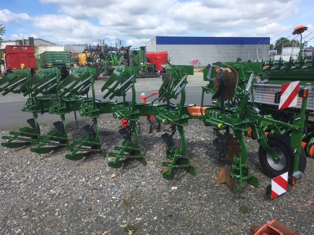 Amazone CAYROS XS PRO 950 VS 6-Schar - Плуг: снимка 4 Amazone CAYROS XS PRO 950 VS 6-Schar - Плуг: снимка 4