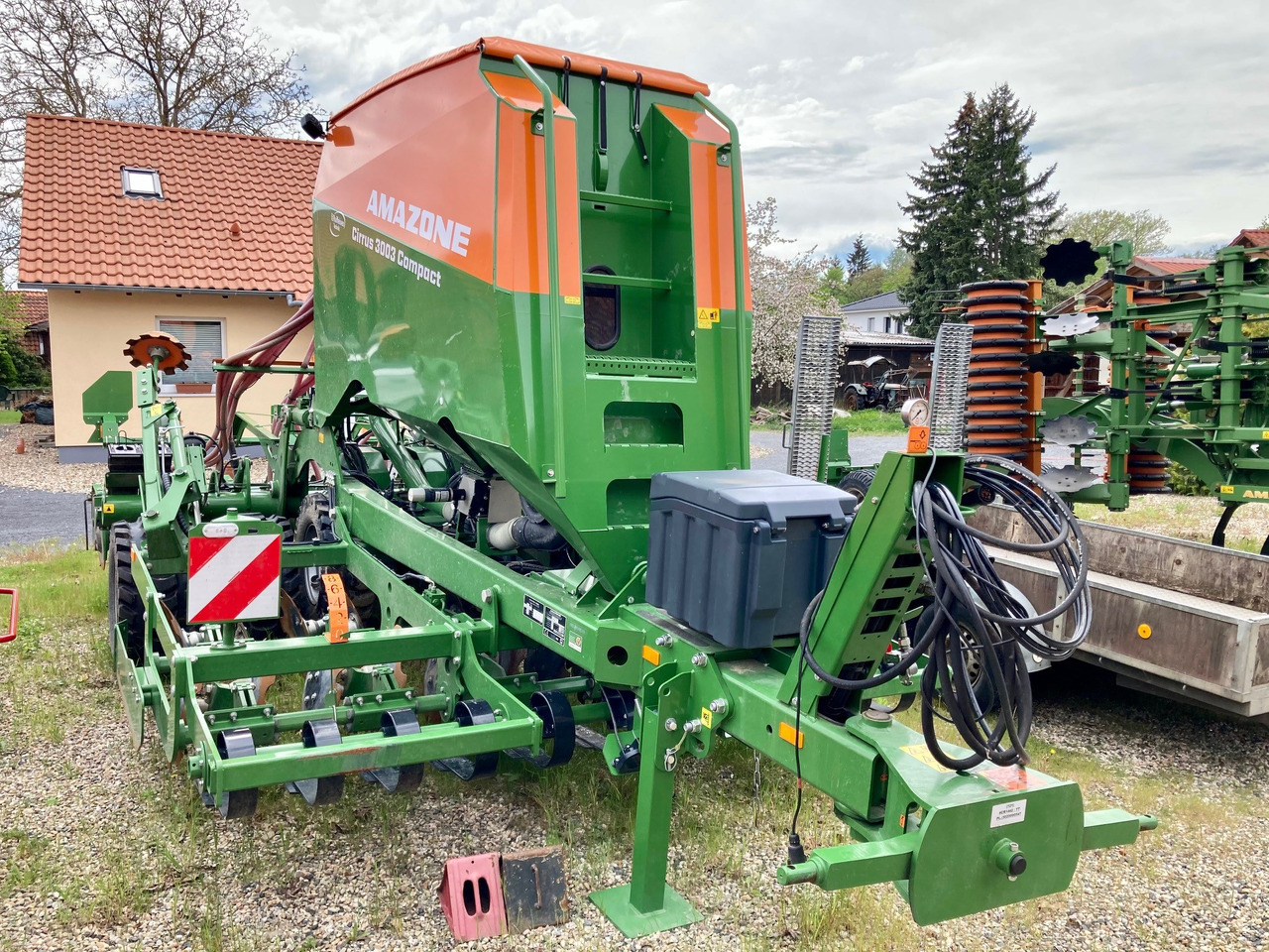 Amazone Cirrus 3003 Compact - Сеялка: снимка 3 Amazone Cirrus 3003 Compact - Сеялка: снимка 3