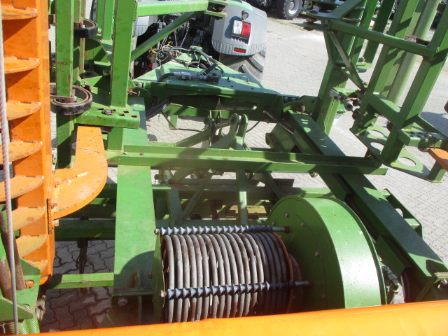 Сеялка Amazone MC 601: снимка 6 Сеялка Amazone MC 601: снимка 6