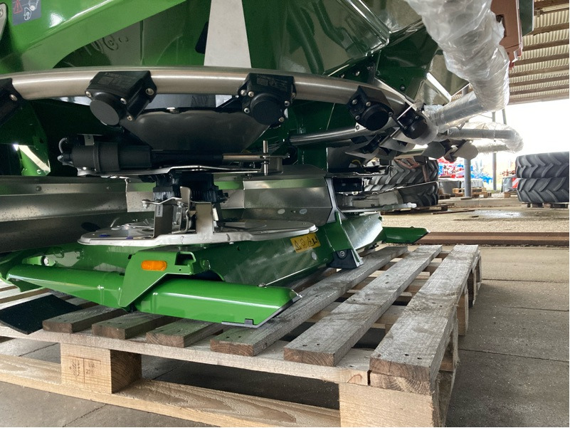 Amazone ZA-TS Hydro 4200 Ultra - Пръскачка: снимка 2 Amazone ZA-TS Hydro 4200 Ultra - Пръскачка: снимка 2