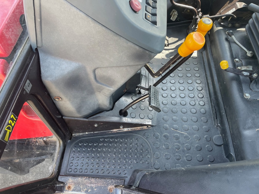 Belarus 920.4 - Трактор: снимка 3 Belarus 920.4 - Трактор: снимка 3