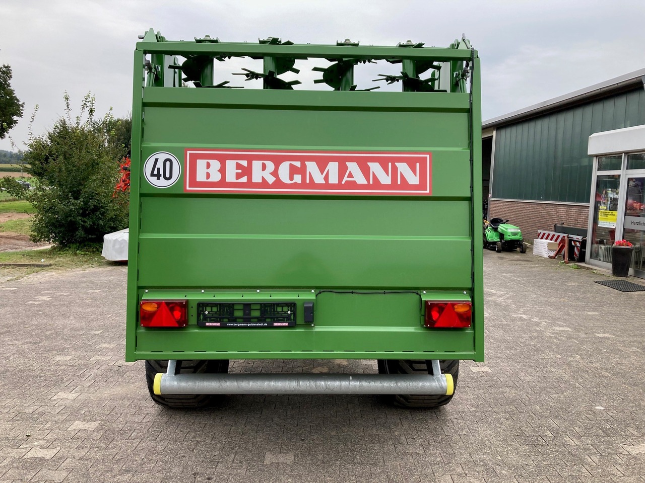 Bergmann Dungstreuer M 1080 SW - Тороразпръсквачка: снимка 5 Bergmann Dungstreuer M 1080 SW - Тороразпръсквачка: снимка 5