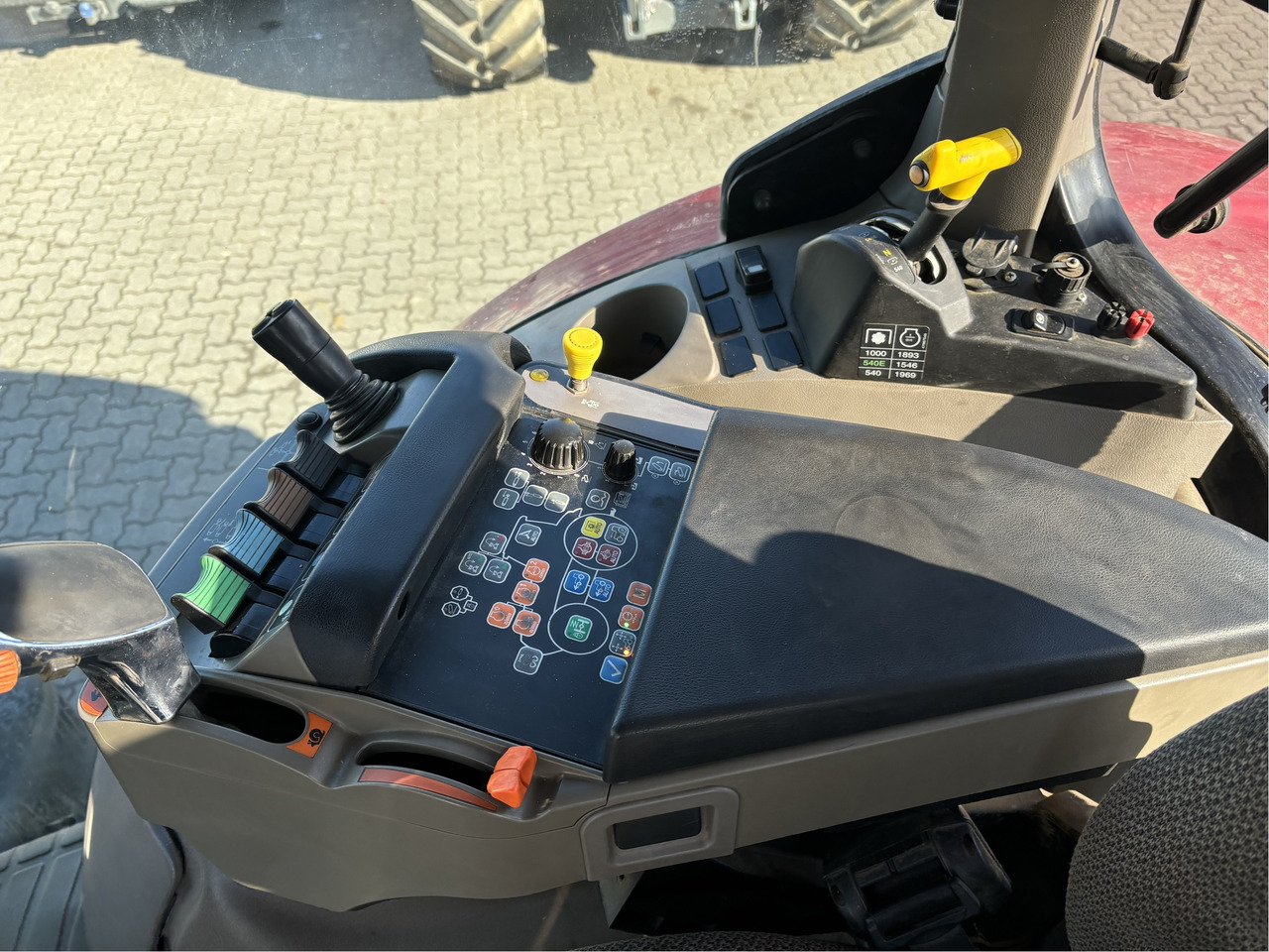 Case IH 175 Puma - Трактор: снимка 2 Case IH 175 Puma - Трактор: снимка 2