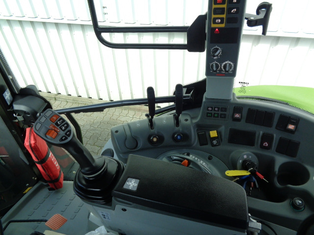 Claas Arion 430 - Трактор: снимка 4 Claas Arion 430 - Трактор: снимка 4