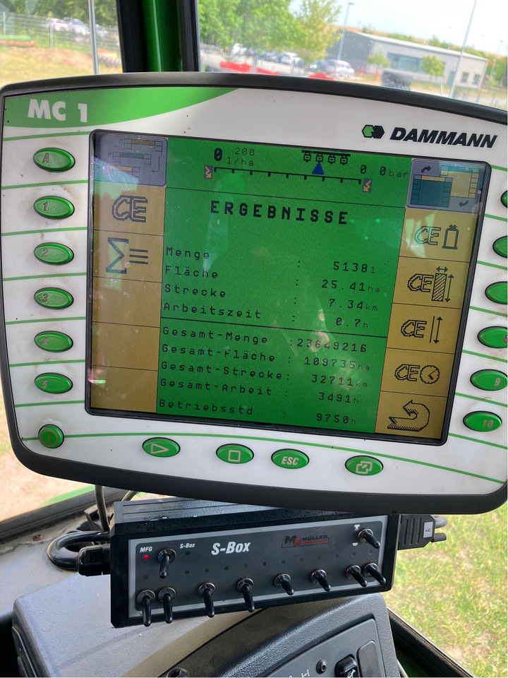Dammann Damann Trac 5000 - Самоходна пръскачка: снимка 3 Dammann Damann Trac 5000 - Самоходна пръскачка: снимка 3
