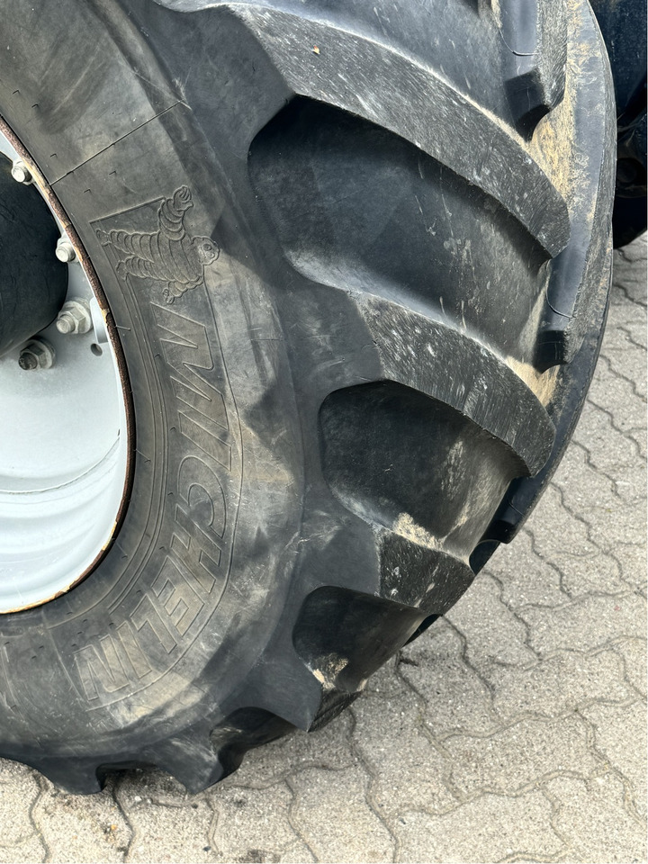 Deutz-Fahr Agrotron 7250 TTV - Трактор: снимка 4 Deutz-Fahr Agrotron 7250 TTV - Трактор: снимка 4