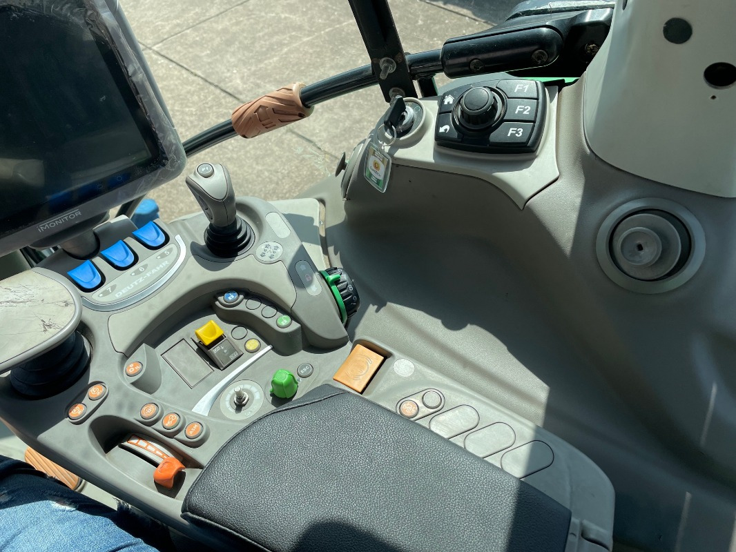 Deutz-Fahr Agrotron 7250 TTV - Трактор: снимка 2 Deutz-Fahr Agrotron 7250 TTV - Трактор: снимка 2