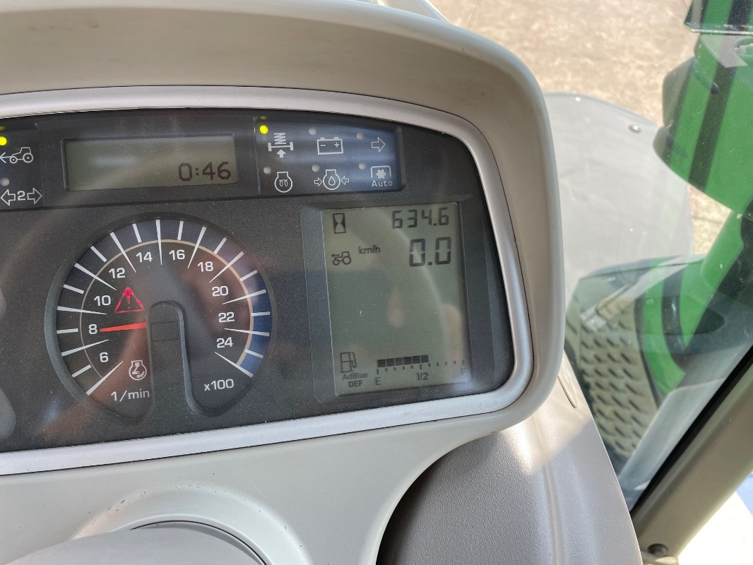 Deutz-Fahr Agrotron 7250 TTV - Трактор: снимка 3 Deutz-Fahr Agrotron 7250 TTV - Трактор: снимка 3