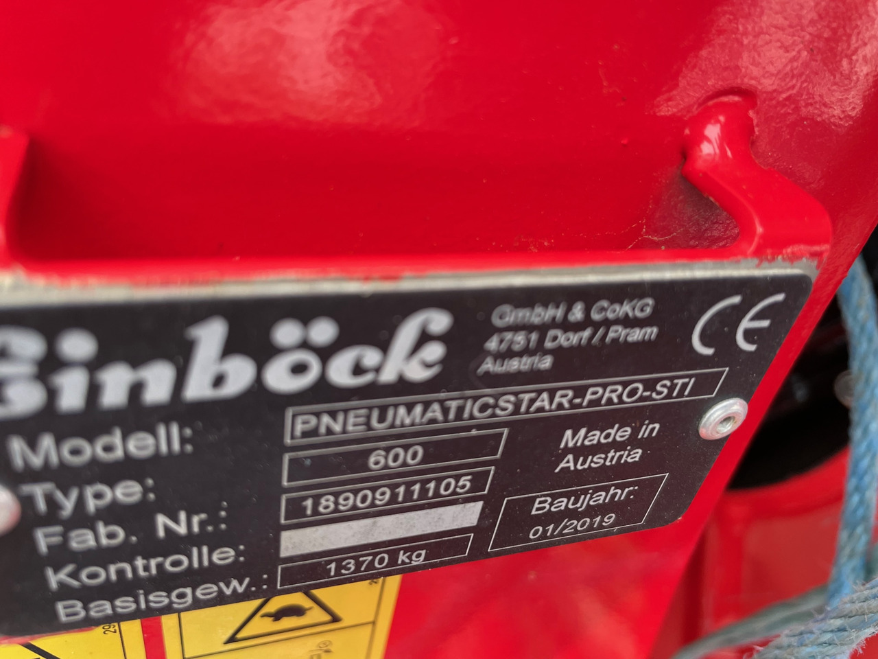Einböck Pneumaticstar Pro 600 STI - Машина за сеене: снимка 2 Einböck Pneumaticstar Pro 600 STI - Машина за сеене: снимка 2