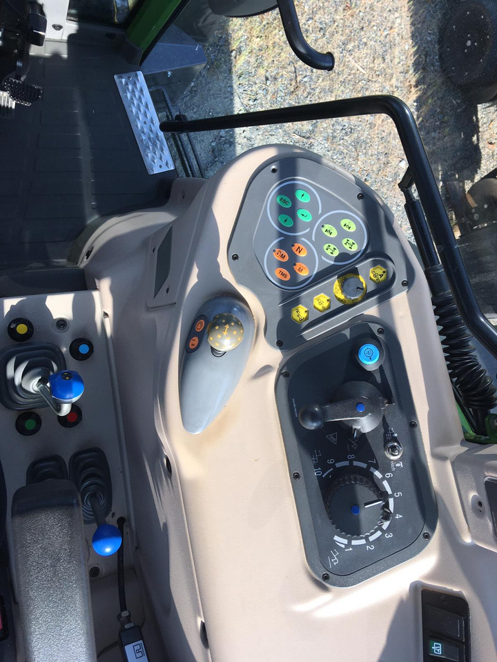 Fendt 211 Vario - Трактор: снимка 3 Fendt 211 Vario - Трактор: снимка 3
