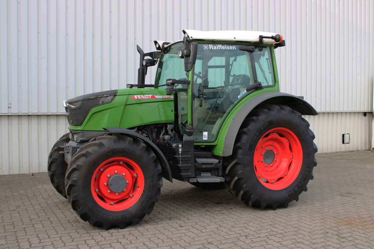 Fendt 211S Vario Gen3 Power Sett2 - Трактор: снимка 2 Fendt 211S Vario Gen3 Power Sett2 - Трактор: снимка 2