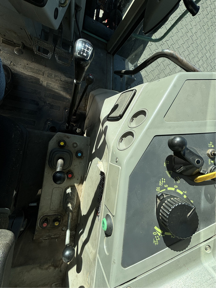 Трактор Fendt 309 C: снимка 11