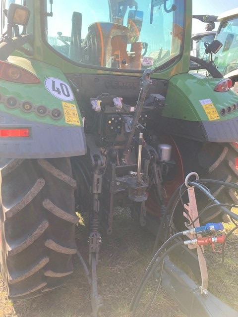 Fendt 313 Vario S4 - Трактор: снимка 4 Fendt 313 Vario S4 - Трактор: снимка 4