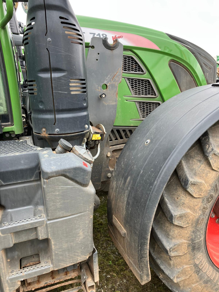 Fendt 718 Vario S4 Power - Трактор: снимка 5 Fendt 718 Vario S4 Power - Трактор: снимка 5