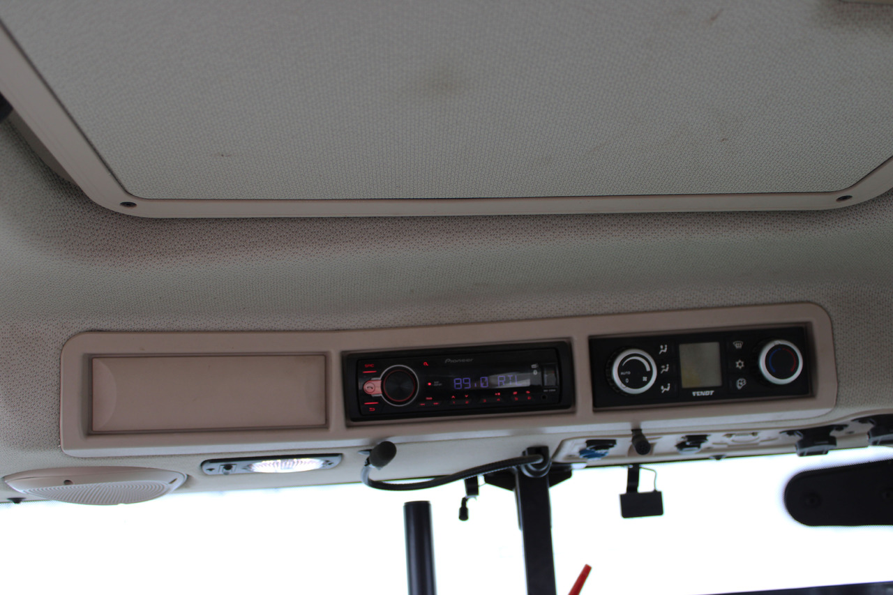 Fendt 718 Vario S4 ProfiPlus - Трактор: снимка 5 Fendt 718 Vario S4 ProfiPlus - Трактор: снимка 5