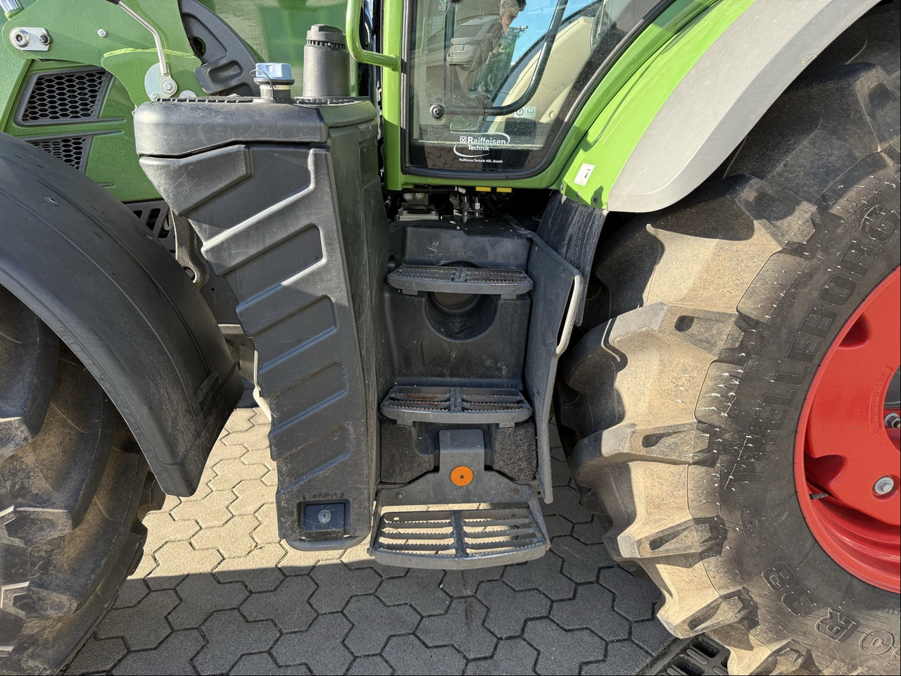 Fendt 720 Vario Gen6 - Трактор: снимка 4 Fendt 720 Vario Gen6 - Трактор: снимка 4