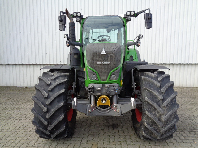 Трактор Fendt 720 Vario S4 Power: снимка 16 Трактор Fendt 720 Vario S4 Power: снимка 16