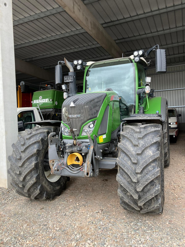 Fendt 720 Vario S4 Profi - Трактор: снимка 1 Fendt 720 Vario S4 Profi - Трактор: снимка 1