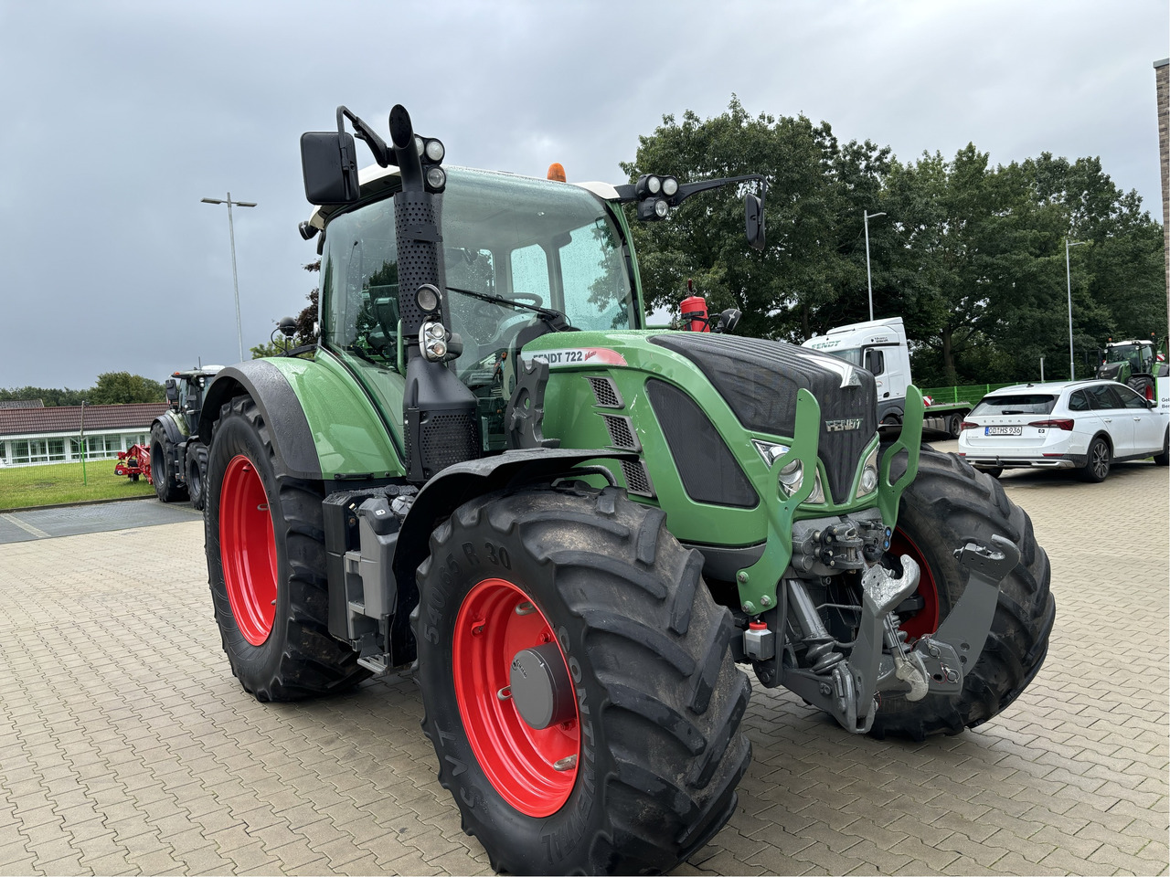 Fendt 722 Vario SCR ProfiPlus - Трактор: снимка 1 Fendt 722 Vario SCR ProfiPlus - Трактор: снимка 1