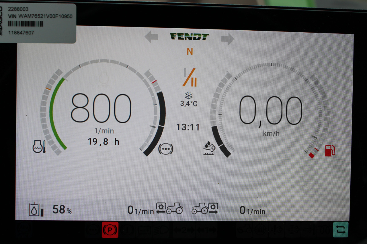 Fendt 724 Vario Gen6 Profi Sett2 - Трактор: снимка 2 Fendt 724 Vario Gen6 Profi Sett2 - Трактор: снимка 2