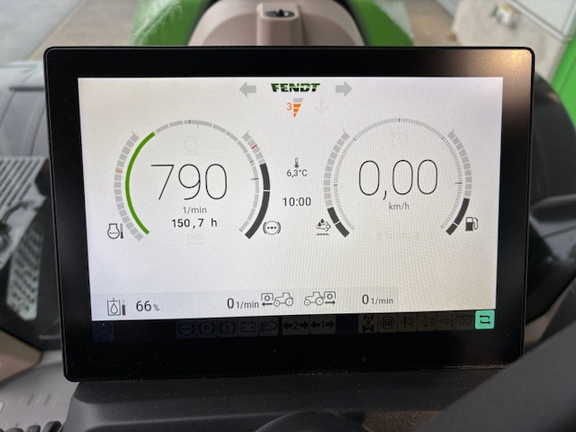 Fendt 724 Vario Gen7 Power Setting2 - Трактор: снимка 2 Fendt 724 Vario Gen7 Power Setting2 - Трактор: снимка 2